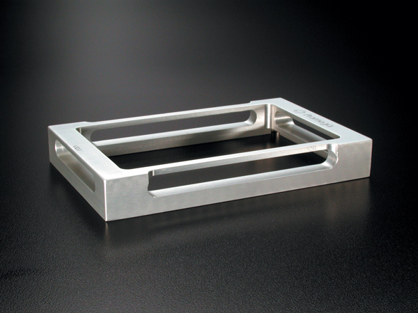 Plate Stand.